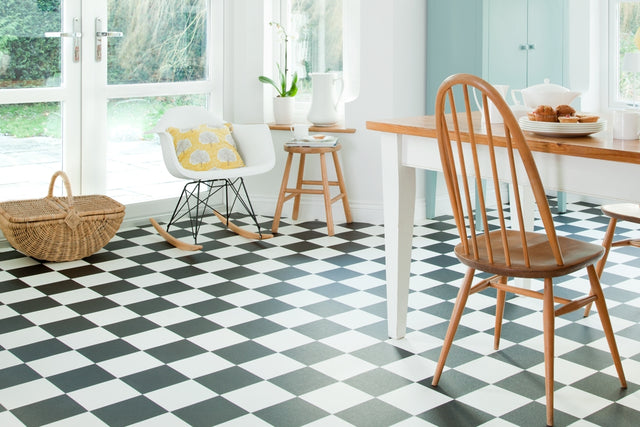 Comfort Vinyl svart/vit ruta