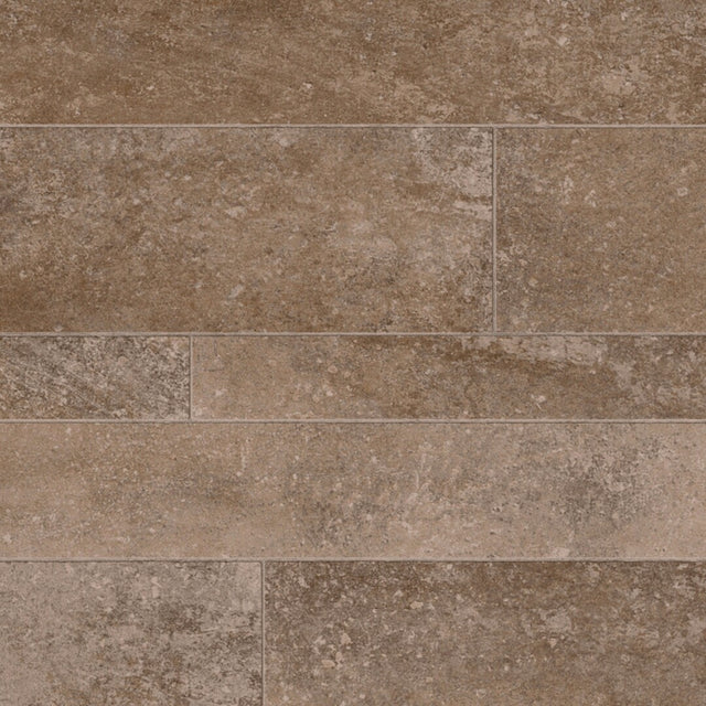 Aqua Variata Red Brown